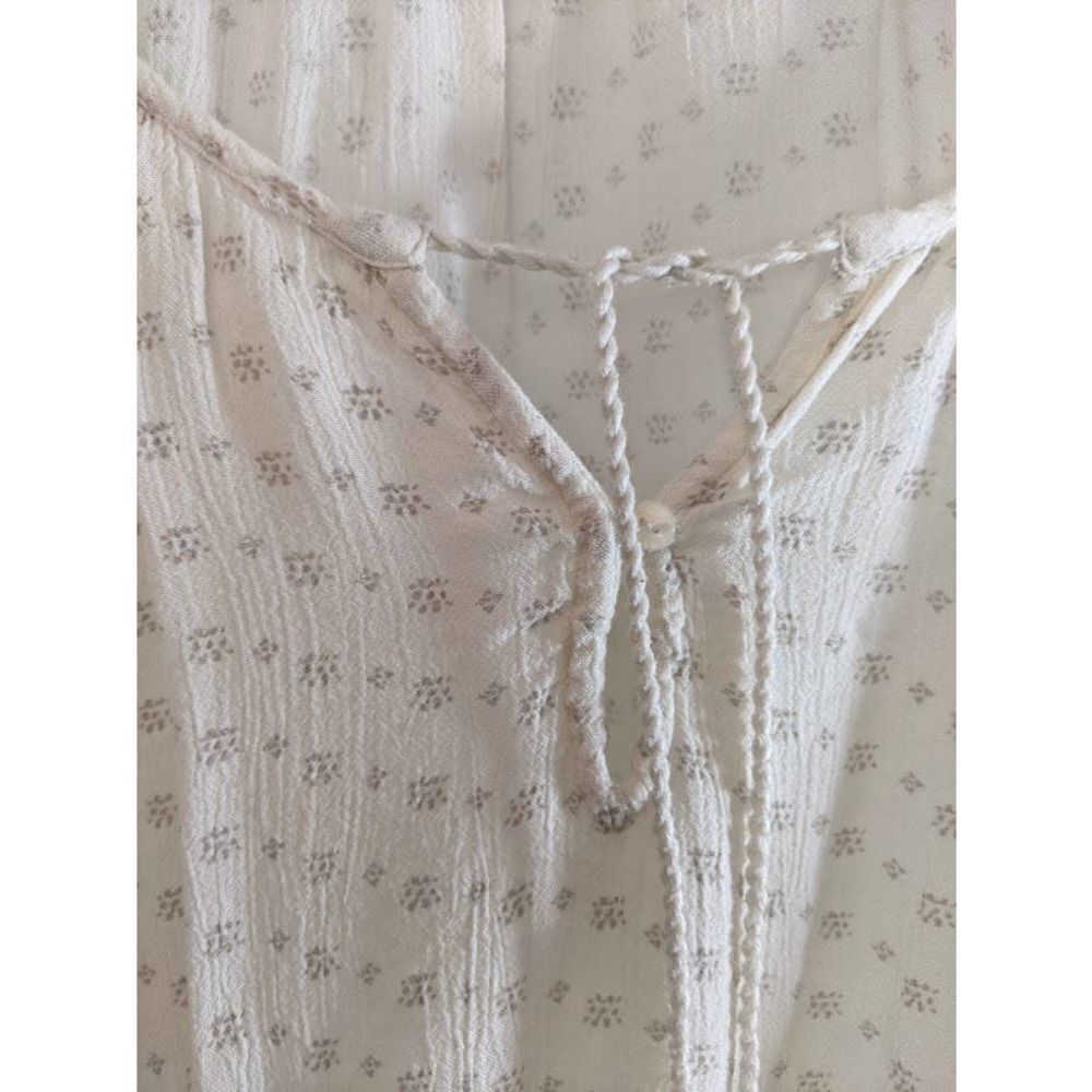 AMERICAN Eagle Ivory Detailed Blouse - Picture 5 of 11